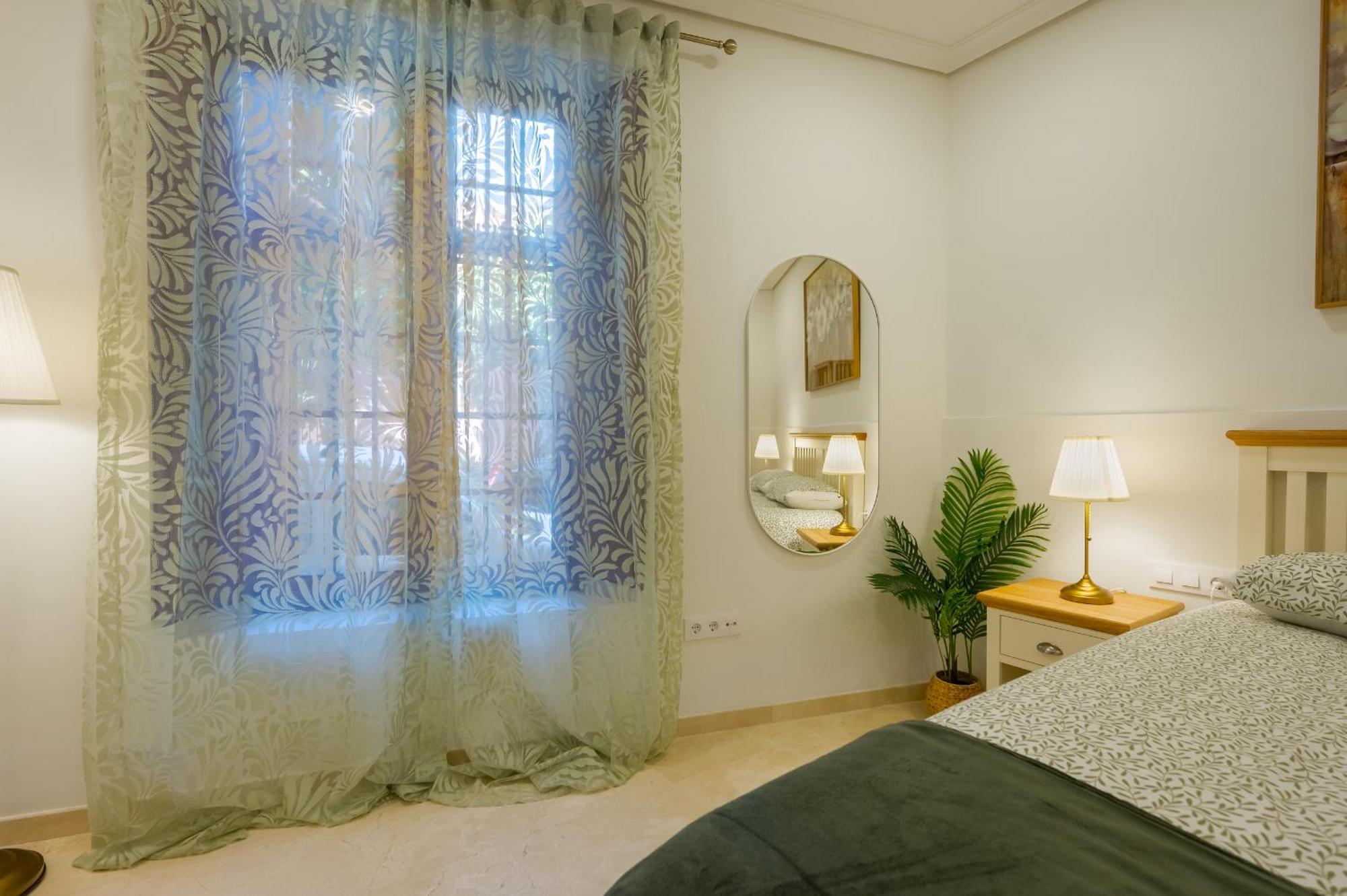 Apartament Fantastico 2H+1B Plaza Del Museo Sewilla Zewnętrze zdjęcie